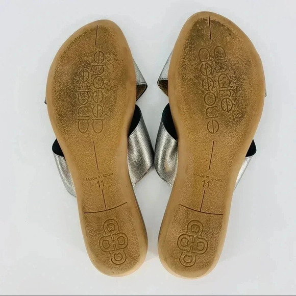 Andre Assous Elastic silver slide sandals - Picture 2 of 5